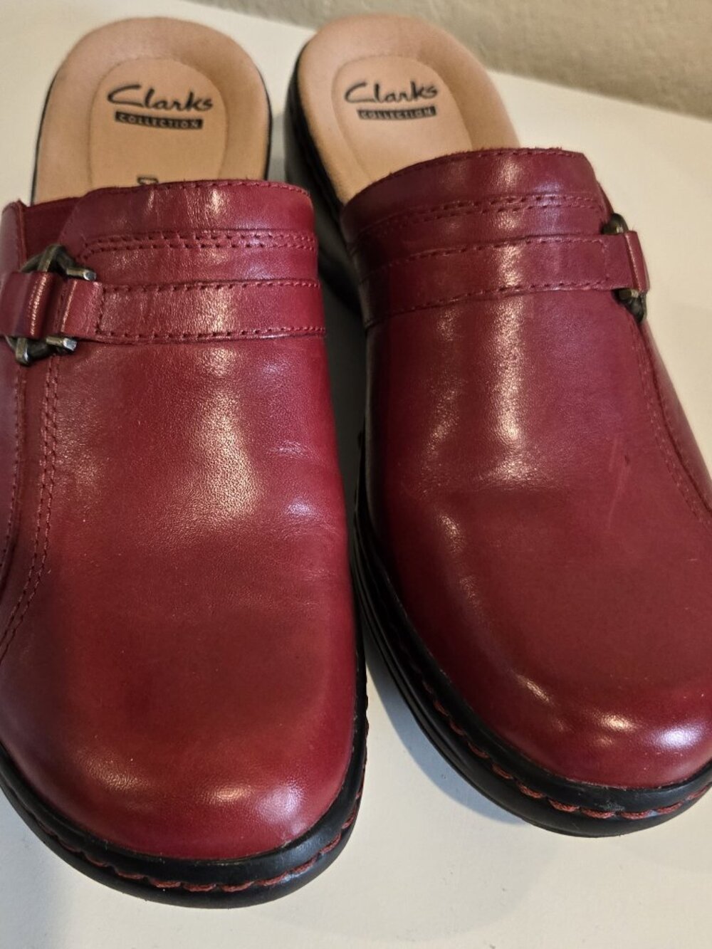 Clark's Collection Red Leather Buckle Mules Clogs Women 7.5M